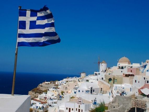 Punct și de la capăt pentru Grecia. Atena finalizează cel mai amplu program de asistenţă financiară din istorie, după nouă ani de criză, care a tăiat un sfert din PIB