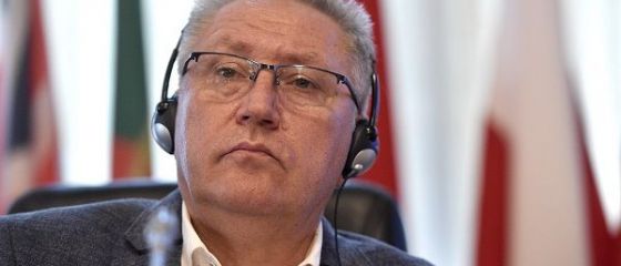 Sindicatele de la metrou spun că siguranţa călătorilor este în pericol din cauza lipsei de personal și iau în calcul o grevă generală