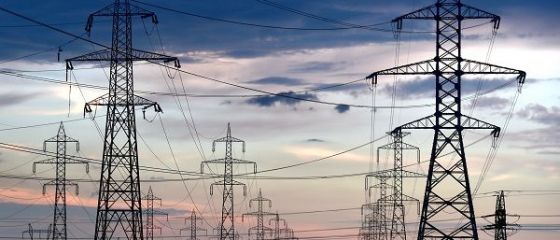 AFEER: Furnizorii români de energie vor dispărea din piaţă, dacă vor fi obligaţi să plătească impozit de 3% din cifra de afaceri