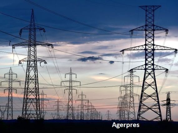 AFEER: Furnizorii români de energie vor dispărea din piaţă, dacă vor fi obligaţi să plătească impozit de 3% din cifra de afaceri