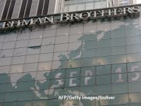 Zece ani de la prăbușirea Lehman Brothers și omenirea nu a învățat nimic: &ldquo;Sistemul financiar mondial este la fel de vulnerabil ca în 2007-2008.&rdquo; Semnele care anunțau criza, detectate cu un an înainte