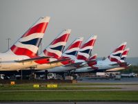 
	British Airways suspendă 36.000 de locuri de muncă, dar nu concediază niciun angajat. Salariații afectați primesc 80% din salariu
