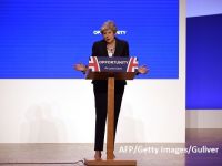 Theresa May își apără acordul privind Brexitul și spune că nu va organiza un al doilea referendum. Lira se depreciază în raport cu euro și dolarul