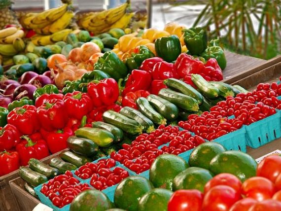 România a importat legume şi fructe de 783 mil. euro în primul semestru. Valoarea exporturilor, de zece ori mai mică