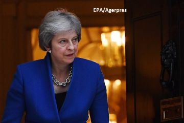 Theresa May, în fața unui vot de neîncredere în Parlamentul britanic, după ce a amânat votul pe acordul pentru Brexit