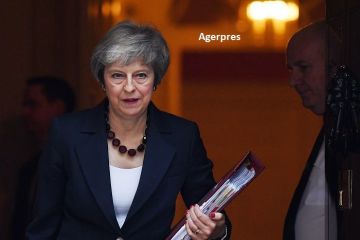 UE oferă Londrei două variante pentru ieșirea din blocul comunitar. Ce opțiuni are Theresa May