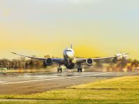 Compania Air Bucharest va relua zborurile din Sibiu spre Turcia şi Egipt, începând cu 11 august