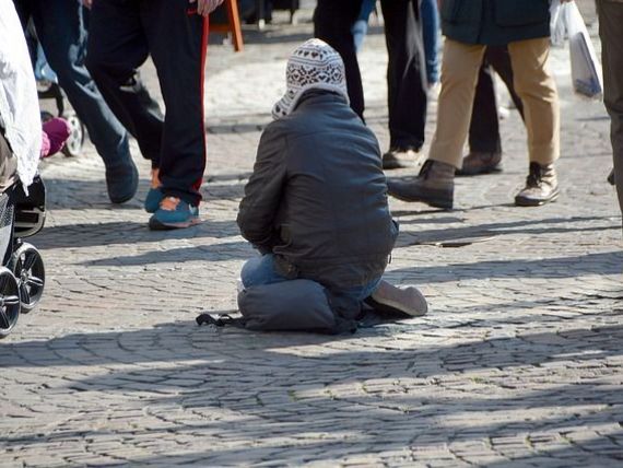 Un oraș din Suedia interzice cerșetoria pe stradă, în principal din cauza romilor