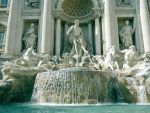 Primăria din Roma și Biserica se ceartă pe banii din Fontana di Trevi. Turiștii aruncă în fântână 1,5 mil. euro anual