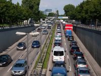
	Taxă pe poluare în București. Gabriela Firea vrea să introducă o vinietă pentru mașini
