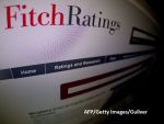 Fitch revizuiește ratingurile băncilor din România, din cauza riscului mare al unei intervenţii guvernamentale în sectorul bancar