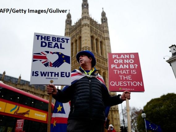 Guvernul britanic respinge petiţia semnată de aproape şase milioane de persoane care cer anularea Brexitului