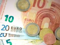 
	Cât de pregătită este România să adopte moneda euro. Îndeplinim doar două criterii din cele patru obligatorii
