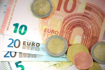 Cât de pregătită este România să adopte moneda euro. Îndeplinim doar două criterii din cele patru obligatorii