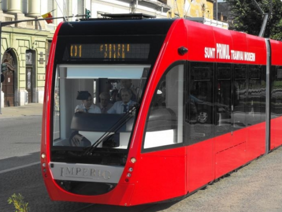 28 de tramvaie construite de Astra Arad ajung pe străzile orașului. Contract de peste 218 mil. lei