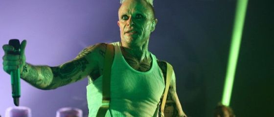 Solistul trupei The Prodigy a murit la vârsta de 49 de ani. Cauza decesului