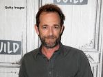 Luke Perry a murit la 52 de ani. Starul din Beverly Hills suferise un accident vascular cerebral