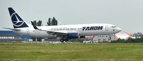 Tarom lansează o promoție de Dragobete și Mărțișor. Cu cât scad prețurile biletelor de avion, începând de joi