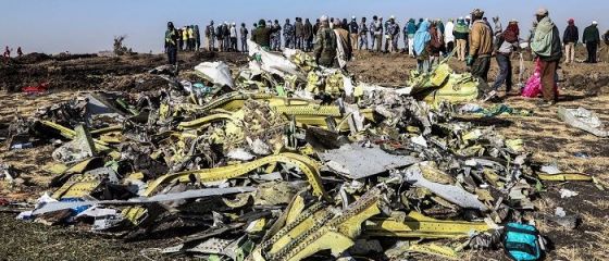 Două tragedii aviatice, în doar câteva luni, în care au fost implicate aeronave Boeing 737 MAX 8 pun la îndoială siguranța modelului. Mai multe țări le opresc la sol