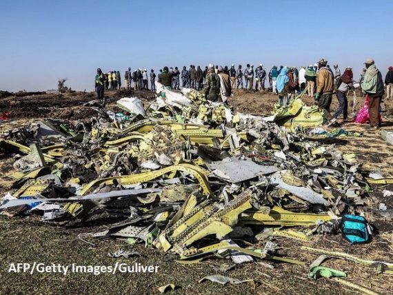 Două tragedii aviatice, în doar câteva luni, în care au fost implicate aeronave Boeing 737 MAX 8 pun la îndoială siguranța modelului. Mai multe țări le opresc la sol
