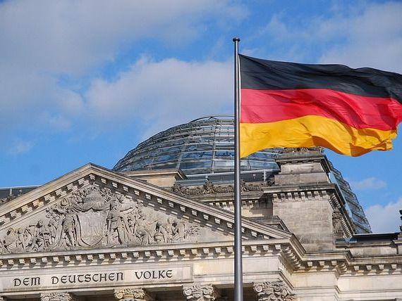 Germania, pregătită să-și salveze economia de criză cu multe, multe miliarde de euro . Cea mai mare economie a UE, aproape de recesiune