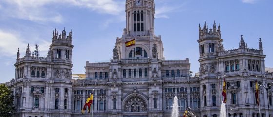 Țara care a adoptat cei mai mulți români își vrea propriii muncitori aduși acasă. Cum vrea să-i convingă să se întoarcă pe cei plecați în criză