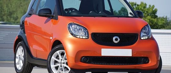 Smart ar putea deveni brand chinezesc. Daimler vrea să vândă o participație de 50% către Geely