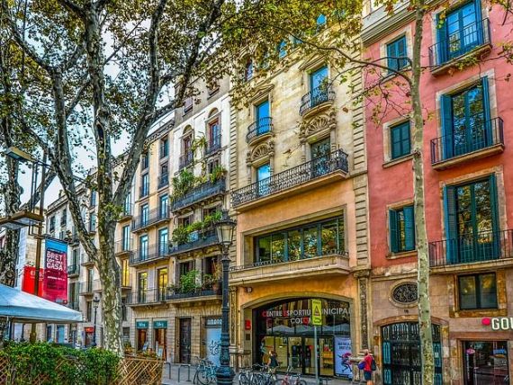 Măsuri drastice pentru controlul chiriilor în Spania, unde costul locuințelor a explodat în ultimii ani. Localnicii dau vina pe străini