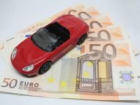
	Guvernul restituie taxa auto, declarată ilegală. &ldquo;Luni sau marți, banii ar trebui să se regăsească în conturile românilor&rdquo;
