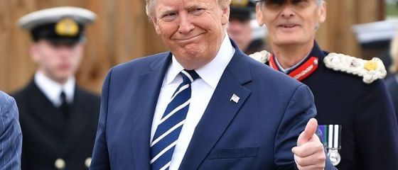 Giganții americani HP, Dell şi Microsoft își reduc producția din China, din cauza războiului comercial început de Donald Trump