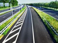 
	Ungaria dă în folosință, în 2020, a doua autostradă care face legătura cu România. Vecinii au construit 500 km de drumuri de mare viteză în ultimii 10 ani
