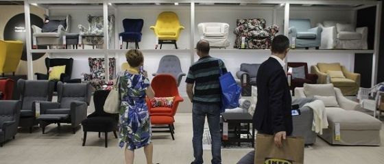 Cu cât își plătește IKEA angajații aflați în șomaj tehnic, după ce suedezii au închis magazinele din București