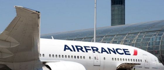 Bilete de avion mai scumpe, în Franța. Guvernul introduce o ecotaxă de până la 18 euro