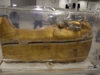 Sarcofagul din lemn aurit al lui Tutankhamon, prezentat pentru prima dată de la descoperirea sa în 1922