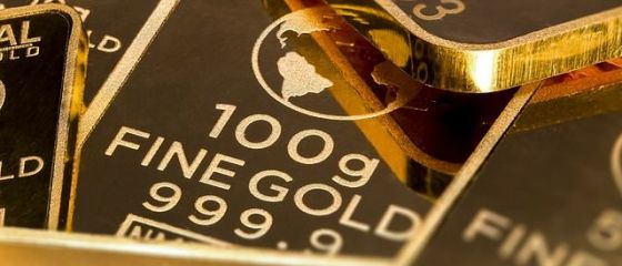 Aurul şi francul elveţian ajung la noi niveluri record în România, pe fondul incertitudinii provocate de pandemie