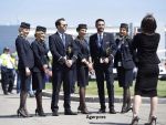 Tarom recrutează însoțitori de zbor. Ce condiții trebuie să îndeplinească candidații și ce probe trebuie să treacă