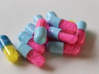 Antibiotice Iaşi a intrat pe pieţele din SUA şi Marea Britanie cu medicamente folosite în tratamentul asociativ COVID-19