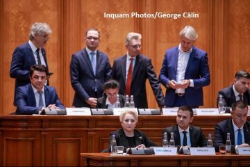 Filmul moţiunii de cenzură: Guvernul Dăncilă a căzut la diferenţă de 5 voturi. Ce urmează după demiterea Executivului