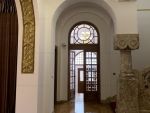 Cum arată vila din București care se închiriază cu 20.000 euro/lună. Construită în stil neoromânesc cu accente Art Nouveau, a fost ambasadă și sediu de birouri exclusivist