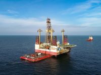 
	Premieră în România. OMV Petrom a adus la ţărm platforma marină Gloria, prima operațiune de acest fel din istoria industriei petroliere românești
