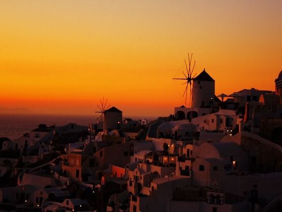 Cea mai vizitată insulă grecească restricționează accesul turiștilor. Ce taxe vor plăti, începând din vară