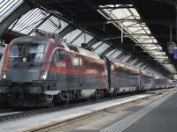
	Cursa feroviară de noapte Viena-Bruxelles a debutat duminică seara. Mai mulți europarlamentari renunță la avion, în lupta cu încălzirea globală
