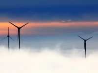 Energia eoliană şi cea hidroelectrică au reprezentat peste două treimi din consumul de electricitate în UE, anul trecut. România, alături de Germania la energia verde consumată