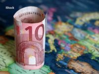Bulgaria vrea să amâne aderarea la moneda unică, deși îndeplinește toate condițiile. Ce îi sperie pe vecinii de la sud