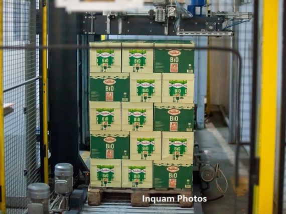 Producătorul lactatelor Napolact lucrează la capacitate maximă de la începutul pandemiei și face angajări pentru fabricile din Cluj şi Mureş