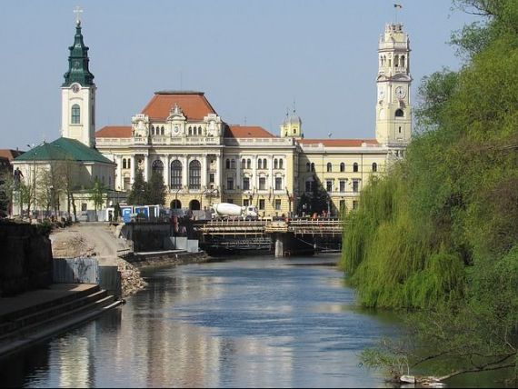 Localitatea Tăşnad din Satu Mare, Lacu Sărat din Brăila şi Centrul Istoric din Oradea, atestate ca staţiuni turistice de interes naţional, alături de alte destinații din România