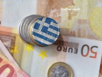 
	Grecia vrea să negocieze noi ţinte fiscale cu creditorii din zona euro, după ce pandemia a împins datoria publică la aproape 200% din PIB
