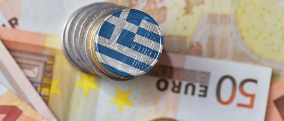 Grecia vrea să negocieze noi ţinte fiscale cu creditorii din zona euro, după ce pandemia a împins datoria publică la aproape 200% din PIB