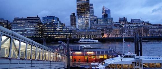 Uber lansează cursele pe apă la Londra, în urma unui acord de transport cu un serviciu de pe Tamisa, redenumit Uber Boat