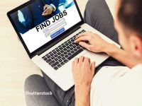 Căutările online pentru locuri de muncă au explodat, pe fondul pandemiei. În ce companii vor să lucreze românii și care sunt cele mai căutate domenii